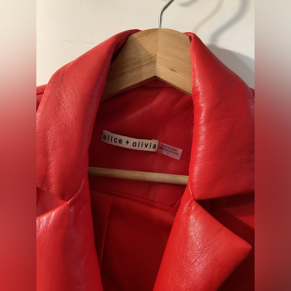 Alice + Olivia Red Macey Faux Leather Blazer Size 8 - Picture 11 of 16